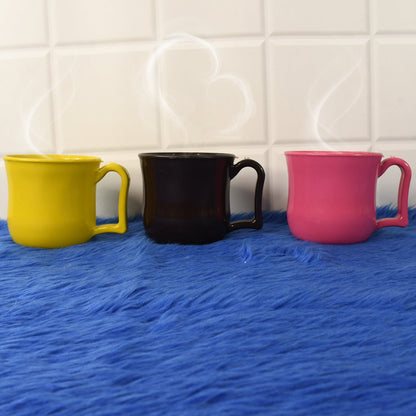 A vibrant plastic coffee mug with handle, showcasing mixed colors for everyday use.