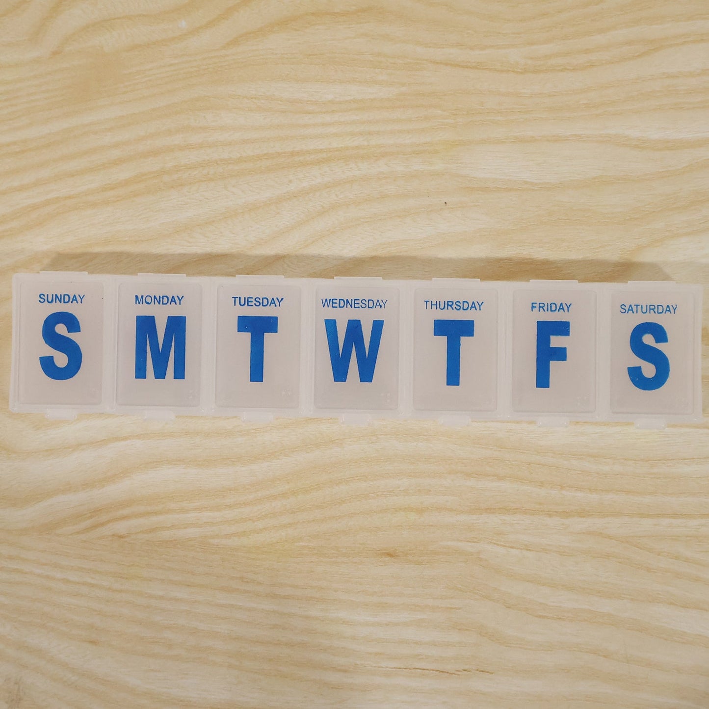7 Day Weekly Plastic Pill Box Organizer with Daily Compartments (1 Pc)